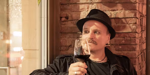 Mies Piano ja Tarinat - Tommi Salomaa Snadi Pub Kallio