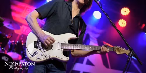 Kelly Peterson LIVE at Back to Captains!