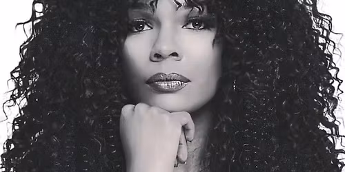 Syleena Johnson in Chicago