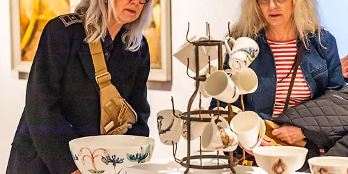 JULEMARKED FOR KUNSTH\u00c5NDV\u00c6RK OG DESIGN