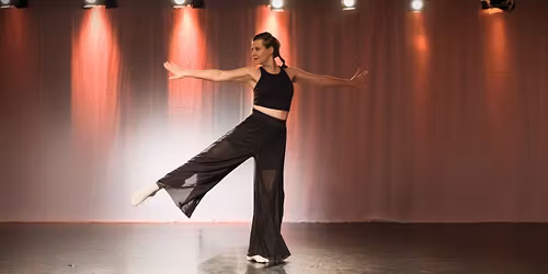 "dotykanie kosmosu" \/\/ warsztat medytacji i improwizacji w ta\u0144cu \/\/ 15.11.2025