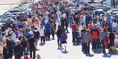 Stor uteloppis p\u00e5 Um\u00e5ker 7 juni