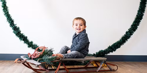 Holiday Hoop Minis at Bean & Bloom Coffee Shop \u2615\ud83c\udf84