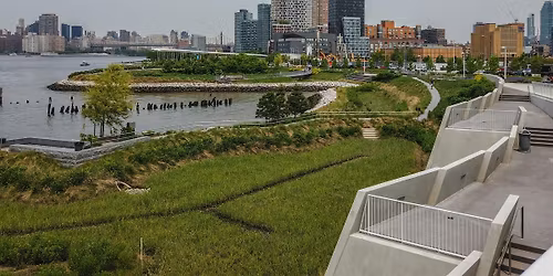 NYC 520 - Hunters Point South Tour