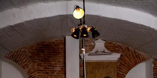 \u201eGREUTATEA UNUI CORP\u201d de Victoria Szpunberg, regia Mariana C\u0103m\u0103r\u0103\u0219an 