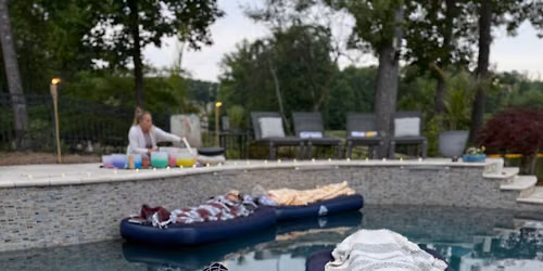 Floating Sound Bath