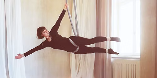 Aerial Yoga Retreat - Ewa Maria Zygadlo