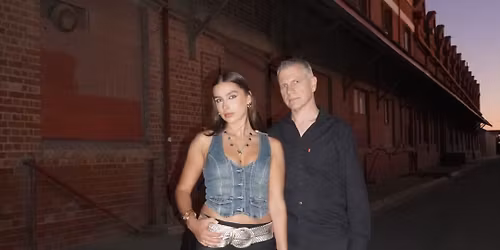 Illusion Duo at The Barker