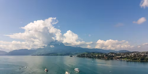 Dampferparade - 125 Jahre Dampfschiff Uri
