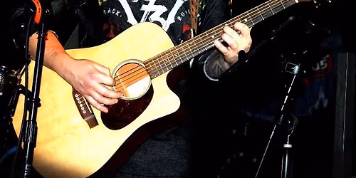 Chris Switzer solo acoustic at Echoes brewing 