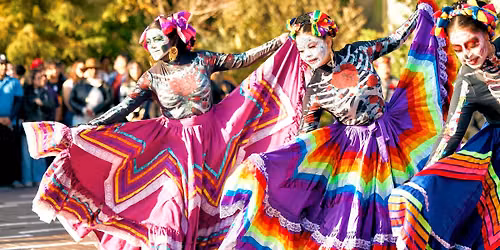 Celebraci\u00f3n D\u00eda de los Muertos at The Wharf