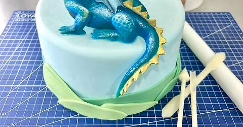 Air Brushed Fondant Dragon Figurine Class