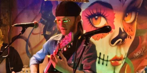 Max MacCormack acoustic @ Price Hill Chili