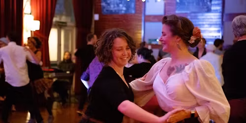 Cosy Social: Volume 4