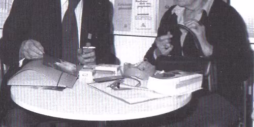 "Giedroy\u0107 nie przyjecha\u0142, Czapski malowa\u0142. Kultura zburzy\u0142a mur" \/\/ spotkanie