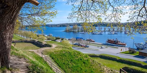 Mukulakivi\u00e4 ja maisemia -k\u00e4velykierrokset Lappeenrannan linnoituksessa