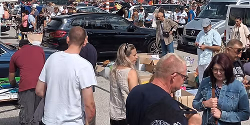 Megaflohmarkt Eching bei M\u00fcnchen Poco-Markt 