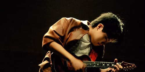 Feng E at Songbirds