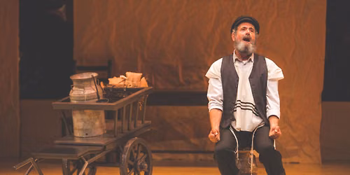 Fiddler on the Roof In Yiddish