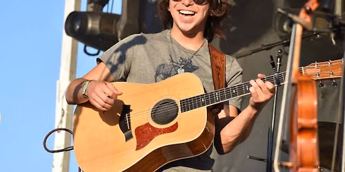 Wyatt Flores