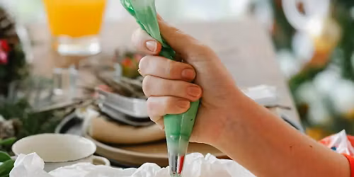 \ud83c\udf69\ud83c\udfa8 Decorate Your Own Doughnut Day & Play \ud83c\udfa8\ud83c\udf69