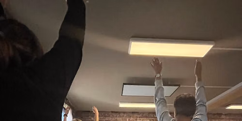 Introduksjon til traumetilpasset yoga 