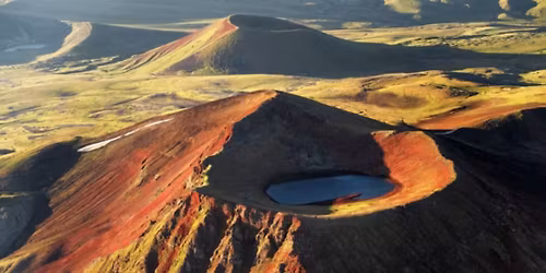  \u00d6rm\u00e9nyorsz\u00e1g tetej\u00e9n 4 napos t\u00fara a Kauk\u00e1zusban