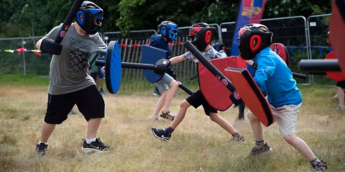 Tudor sword fighting workshop
