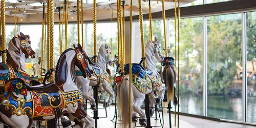 Parking Earth, Wind & Fire - Providence