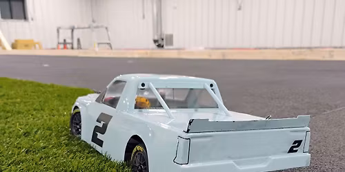 Black Friday Oval Hangover Race 