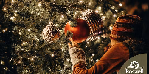 Roswell's Annual Lighting of the Christmas Tree