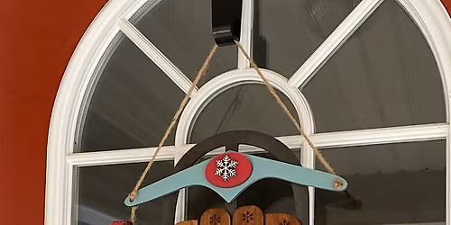 Paint an Old Fashion Sled