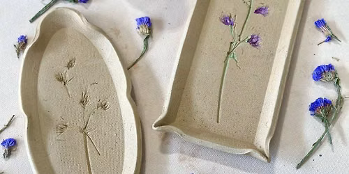 2x1 Fresh flowers pottery handbuilding class 