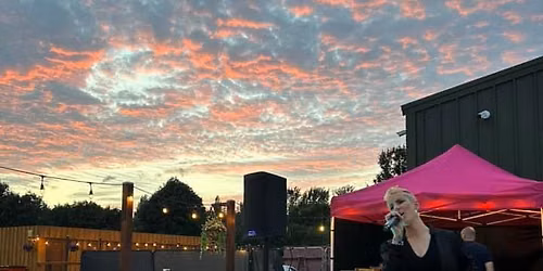 Marnie Black live at The Pearl and Oyster Bar