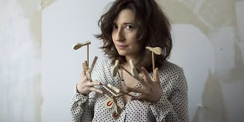 Kilka refleksji nad zapisem rozszerzonych technik pianistycznych | Wyk\u0142ad Emilii Karoliny Sitarz