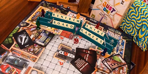 Harvies Bar Games Night