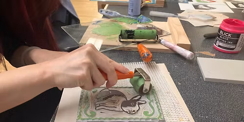 Printmaking: Totes and Tees