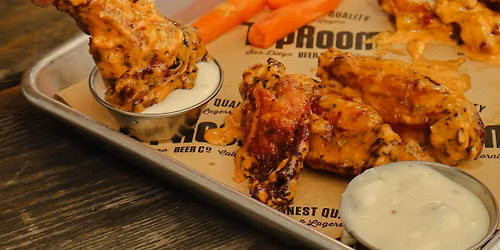 Taps & Wings ($5 ALL NIGHT)