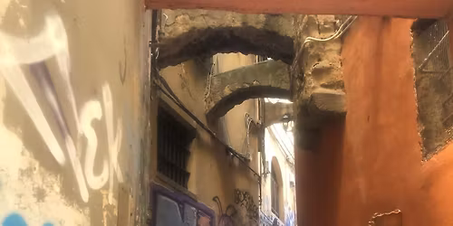 AIWC NAPLES WALK "ALLEYS OF THE SEDILE DI PORTO"