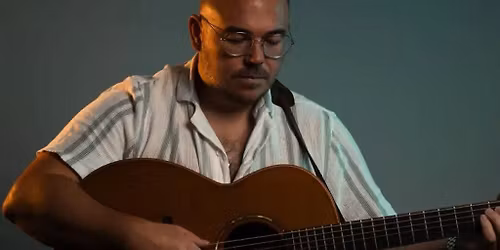 Paul Mckenna Solo