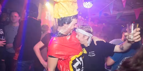 Caf\u00e9 Dikke Take Over 10.0 - Extra Dikke Editie 