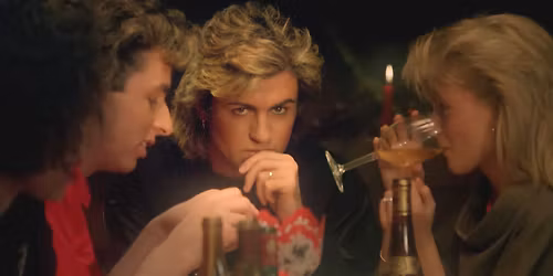 \u201eLast Christmas I gave you my heart\u201d \u2013 impro do \u015bwi\u0105tecznych teledysk\u00f3w | NOWO\u015a\u0106 [12.12]