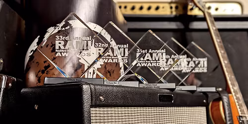 Flannel Daze at Splitter's