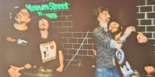 The mothers live at the museum street tavern this Sunday. 4.30pm