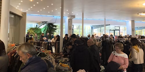 Hallen-FLOHMARKT in der KULTURA in \u00d6hringen