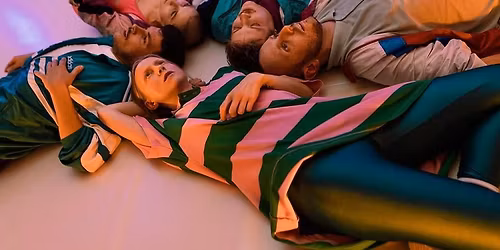 Mleko w tubce - o dzieci\u0144stwie w latach 90