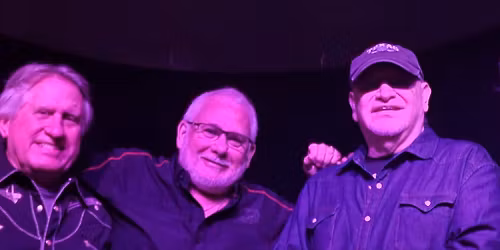 Alan Lee, Ernest Diaz and myself Scott Griffiths hosting Sunday Jam at Green Oaks Tavern