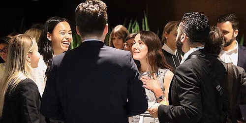 NYC Tech Startups, Investors, Innovators Networking with Elevator Pitch