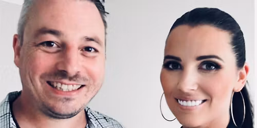 Katie & Tris, live @ Pelcomb Inn