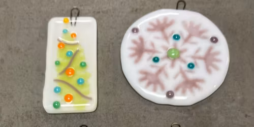 12\/10\/25 Powder Glass Fused Ornaments